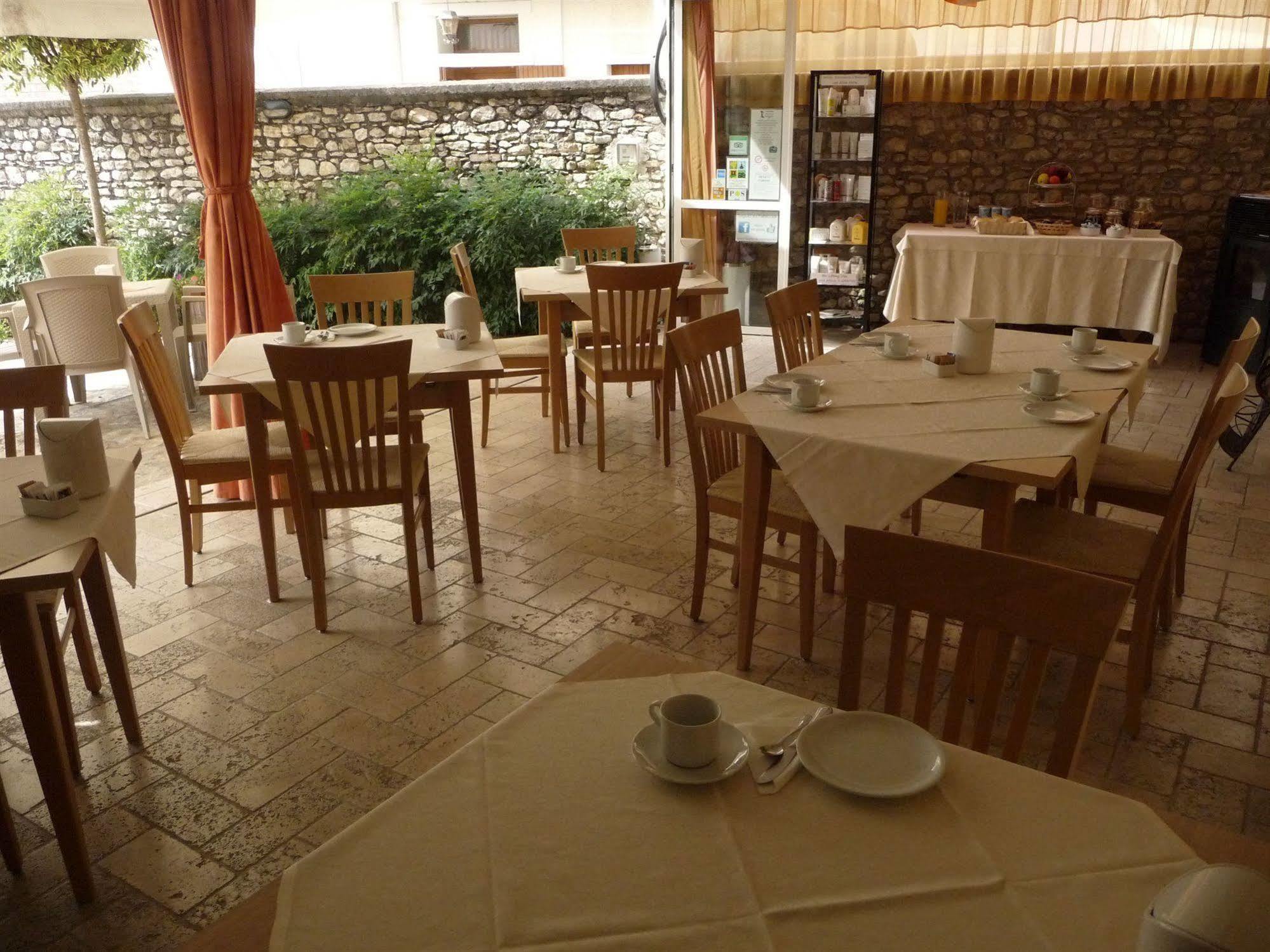Locanda Ai Archi Di Andreola Monica ファッラ・ディ・ソリーゴ エクステリア 写真